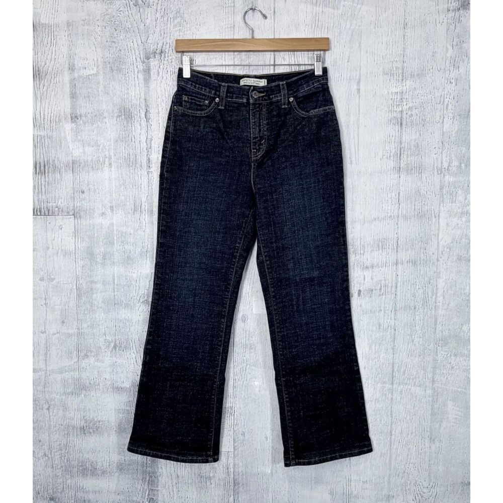 LEVIS 512 Perfectly Slimming Bootcut Jeans Womens Sz 10 Flap Pockets Indigo Blue